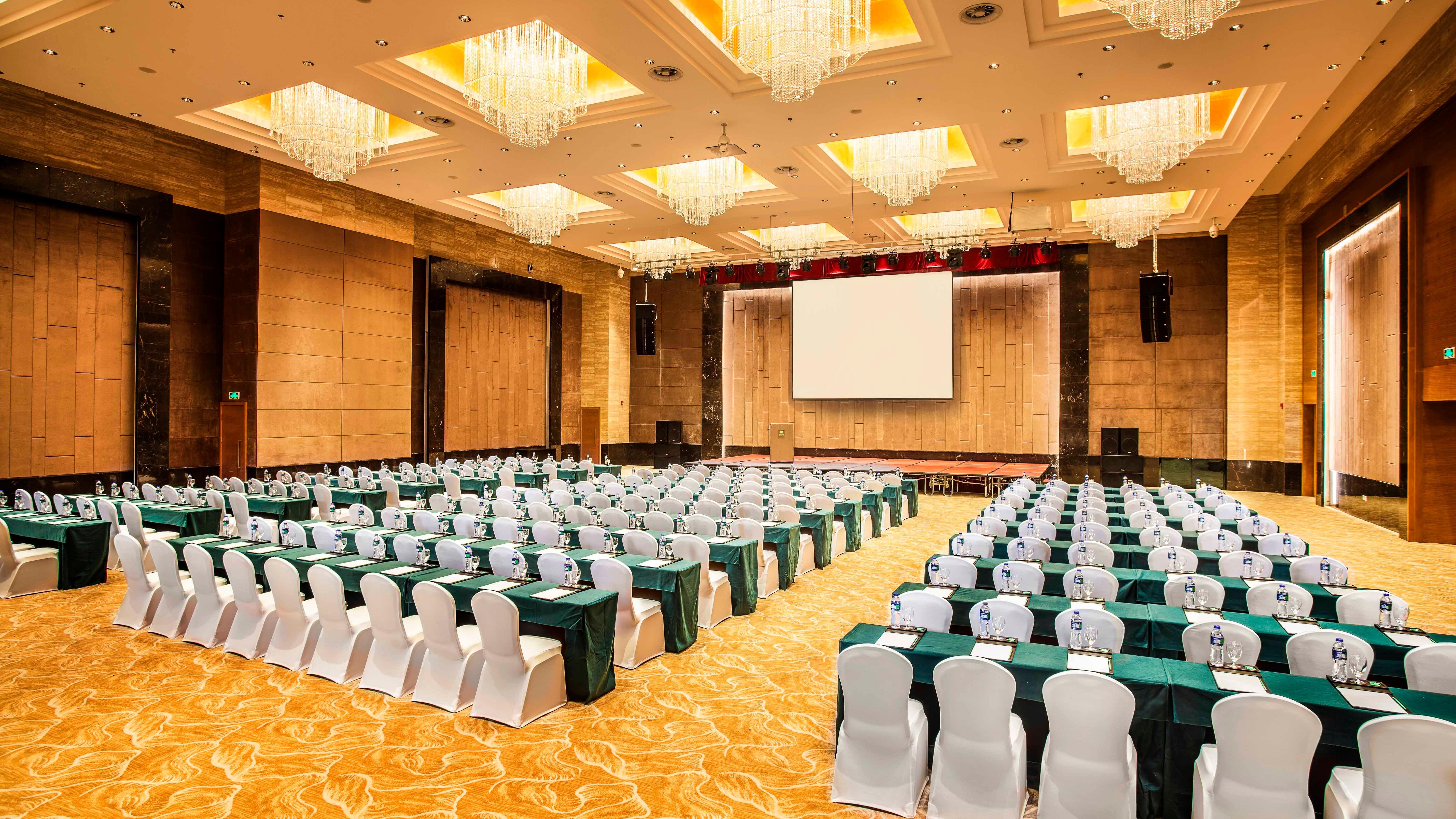 Holiday Inn Nanchang Riverside By Ihg ภายนอก รูปภาพ